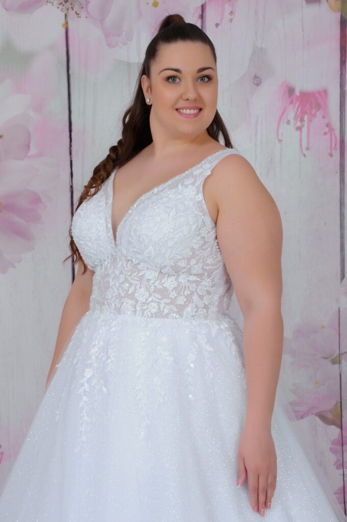 molett menyasszonyi ruha - Miss Ara - Vác