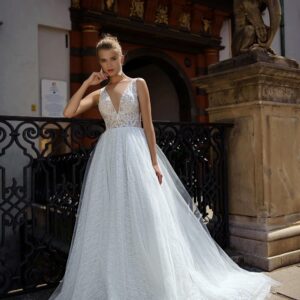 modern esküvői ruha - Miss Ara