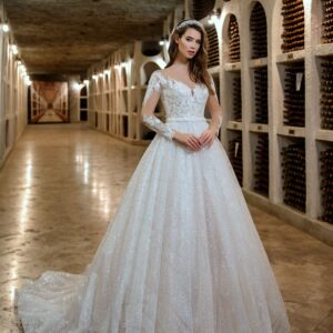 Hercegnős esküvői ruha - Miss Ara