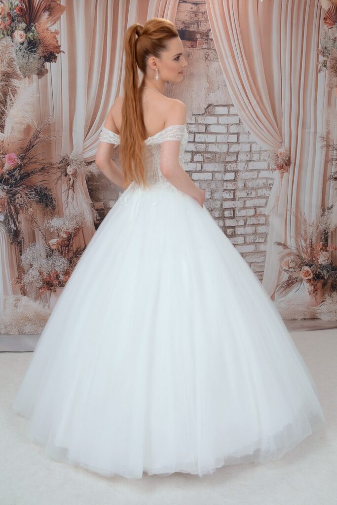 Vintage esküvői ruha - Miss Ara - Vác