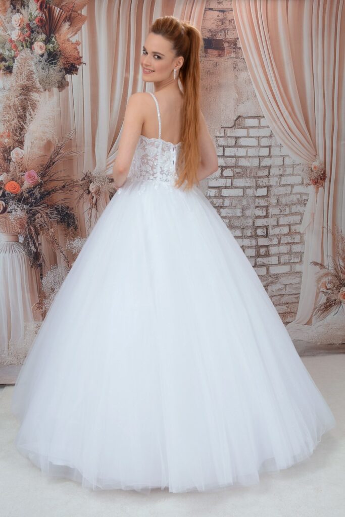 Vintage esküvői ruha - Miss Ara - Vác