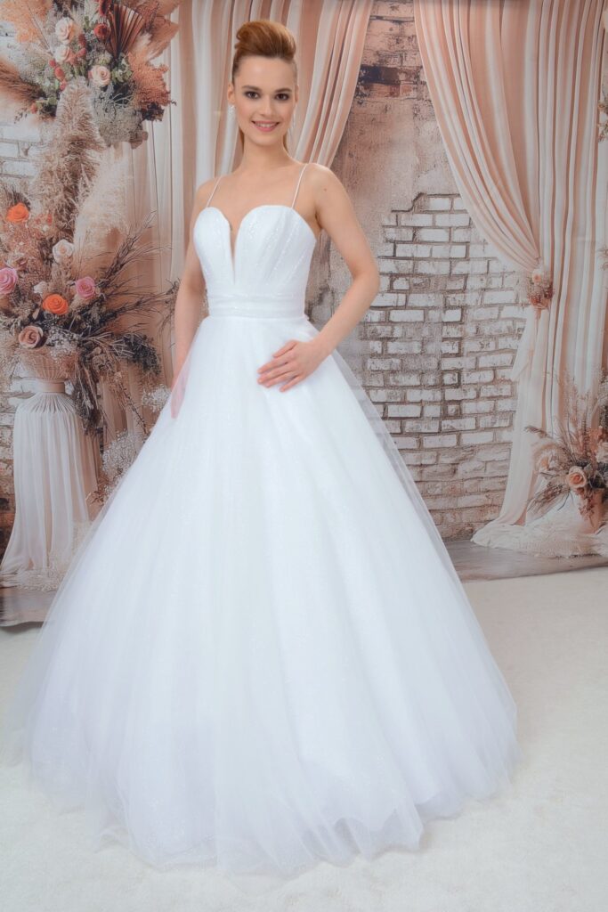 Vintage esküvői ruha - Miss Ara - Vác