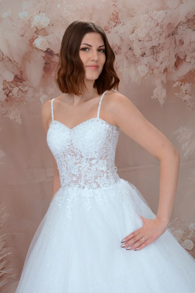 Vintage esküvői ruha - Miss Ara - Vác