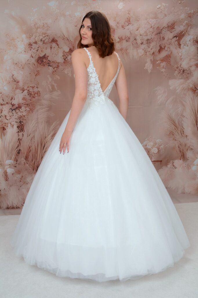 Vintage esküvői ruha - Miss Ara - Vác