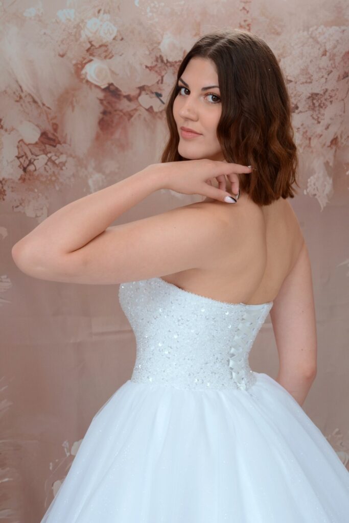 Vintage esküvői ruha - Miss Ara - Vác