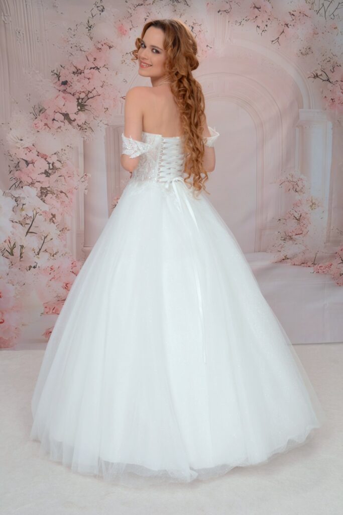 Vintage esküvői ruha - Miss Ara - Vác