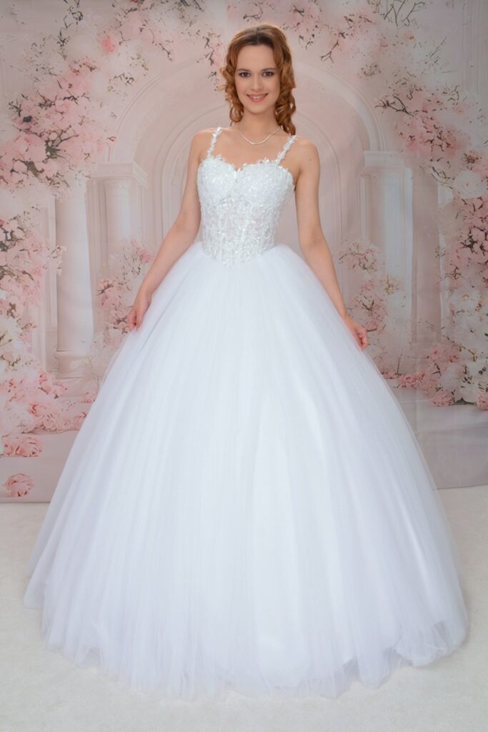 Vintage esküvői ruha - Miss Ara - Vác