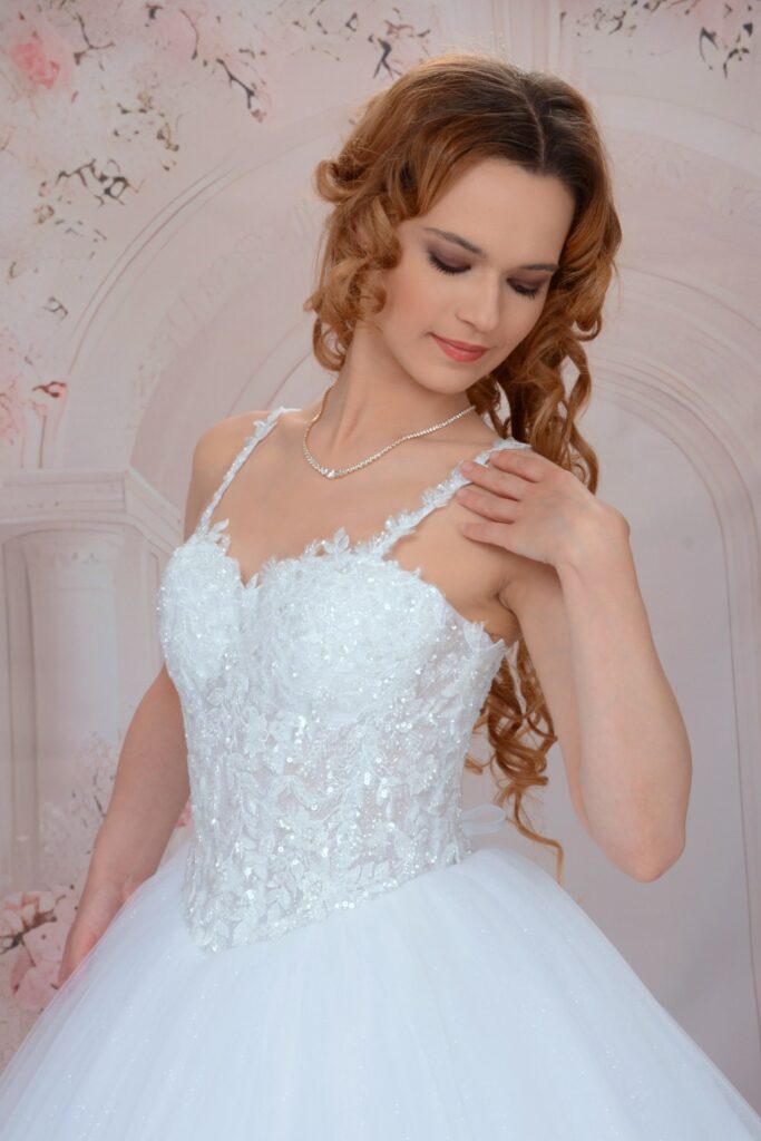 Vintage esküvői ruha - Miss Ara - Vác