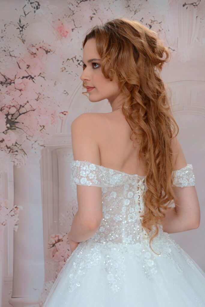 menyasszonyi ruha - Miss Ara - Vác