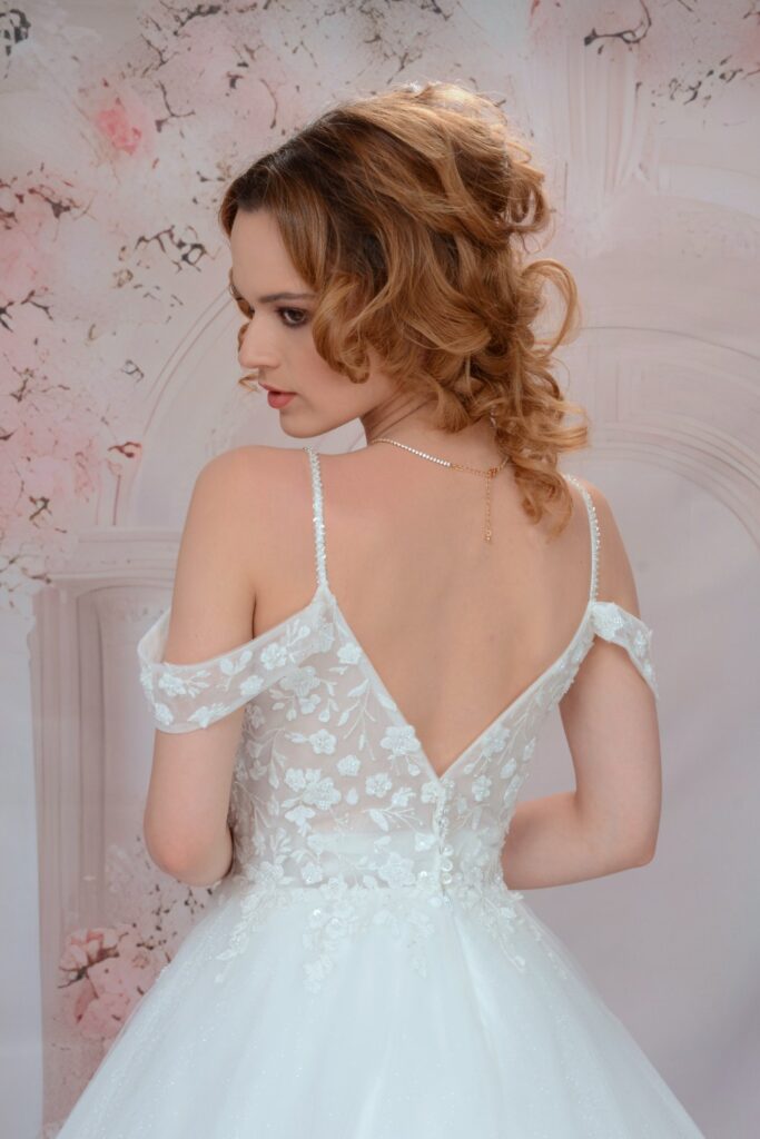 menyasszonyi ruha - Miss Ara - Vác