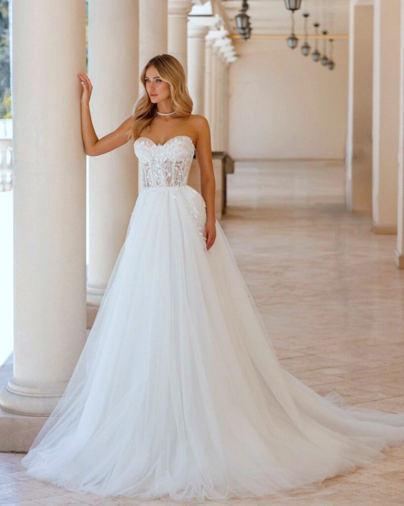 menyasszonyi ruha - Miss Ara - Vác