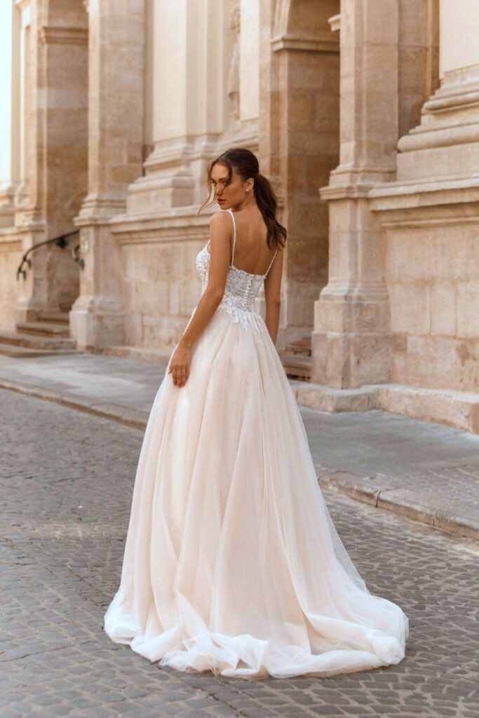 menyasszonyi ruha - Miss Ara - Vác