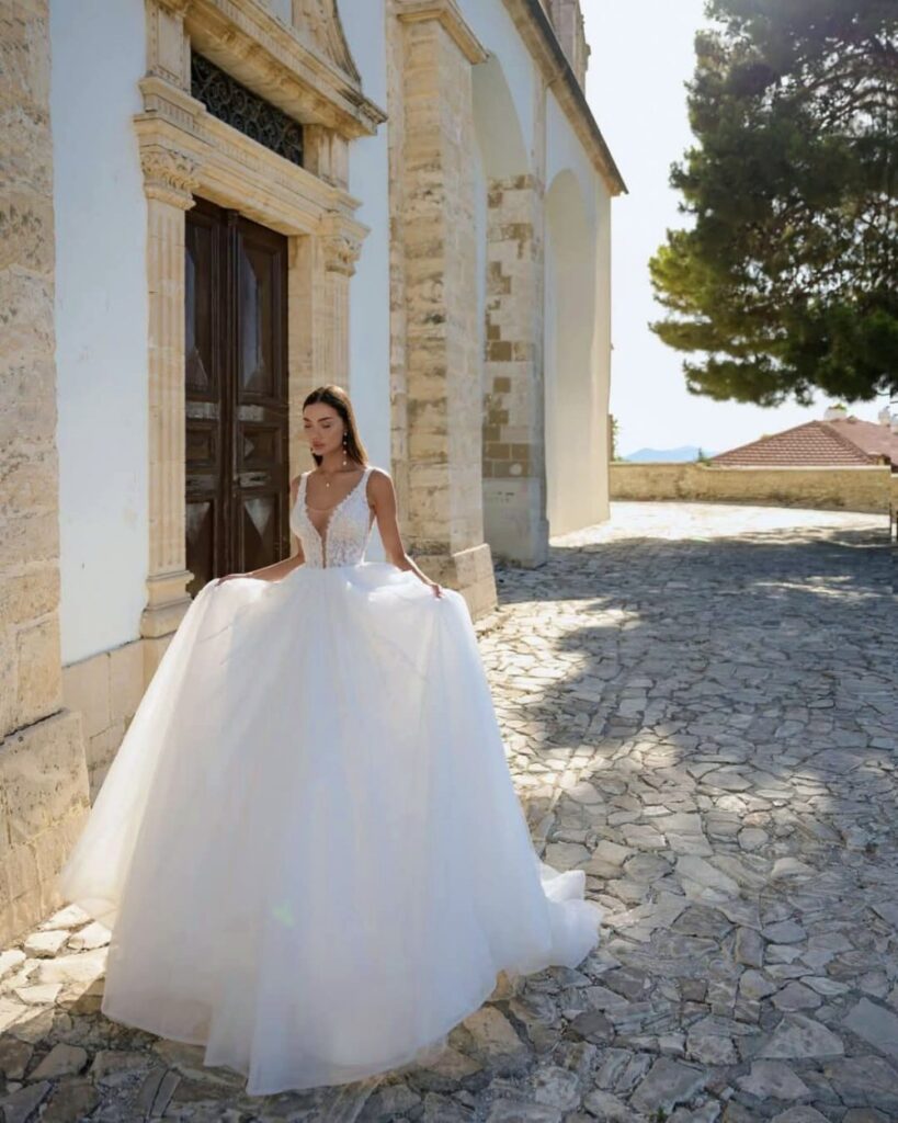 menyasszonyi ruha - Miss Ara - Vác
